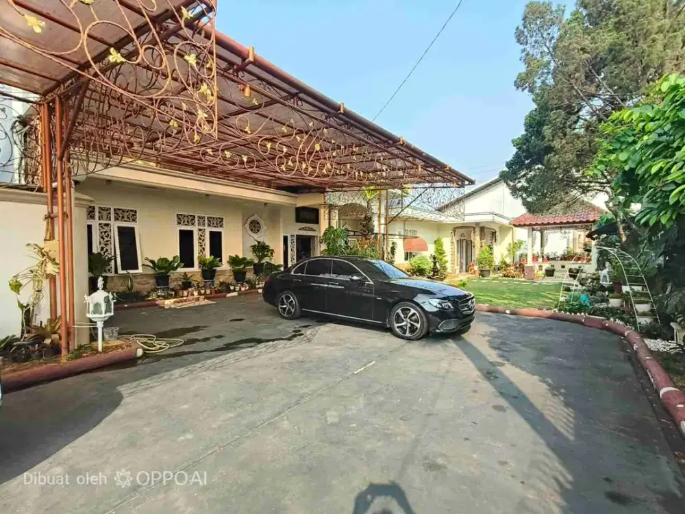 Rumah mewah tanah luas Cimanggis Depok