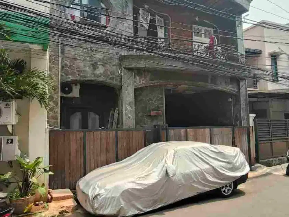 dijual cepat kos 4 lt ,9 kamar roi 10 % Kebayoran lama Jakarta selatan