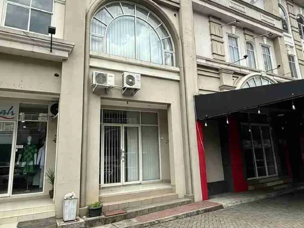 Disewakan Ruko Dekat Pinggir Jalan Utama Grand Galaxy City. Kota Bekasi
