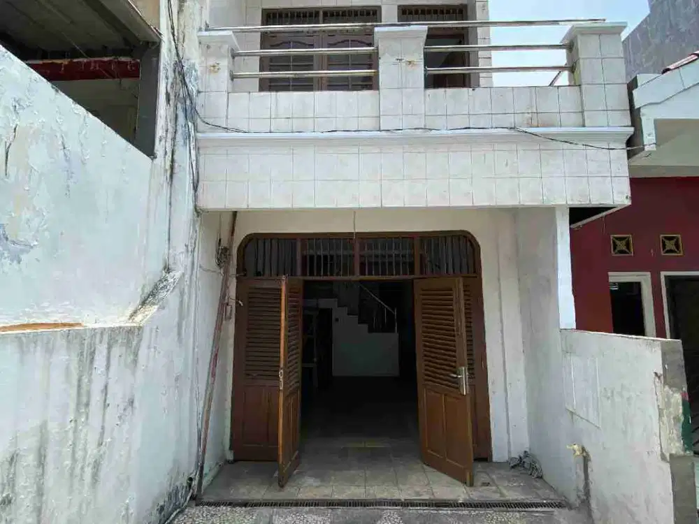 Di jual Rumah Usaha Murah Siap Huni Pinggir Jalan Raya