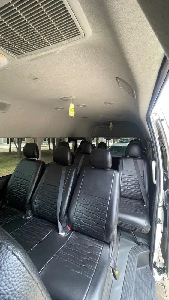 Sewa hiace jakarta