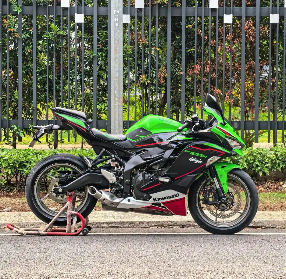 KAWASAKI NINJA ZX25R SE KRT ABS QS 2022 HIJAU TYPE TERTINGGI