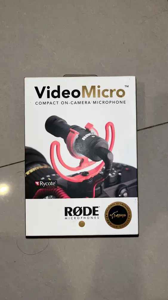Rode VideoMicro Compact On-Camera Microphone | Box Lengkap