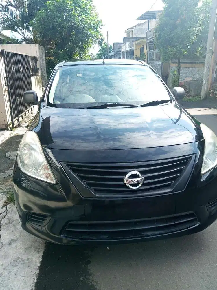 Nissan Almera 2015 Bensin