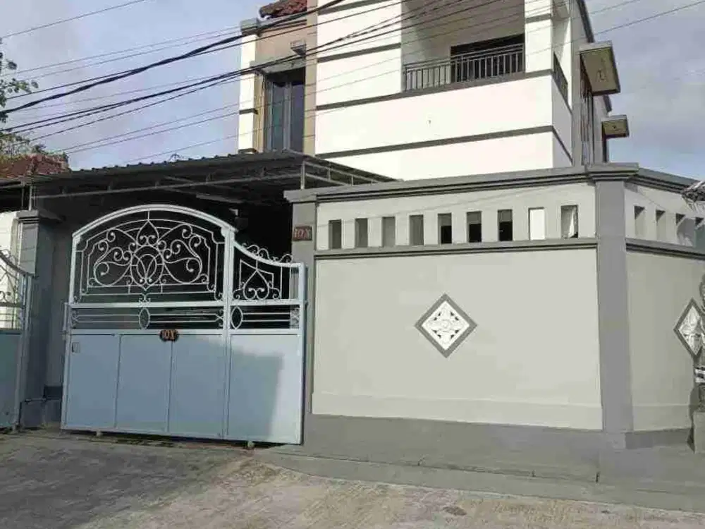 RUMAH MEGAH DEKAT MCD & KFC GATSU BARAT DENPASAR BALI