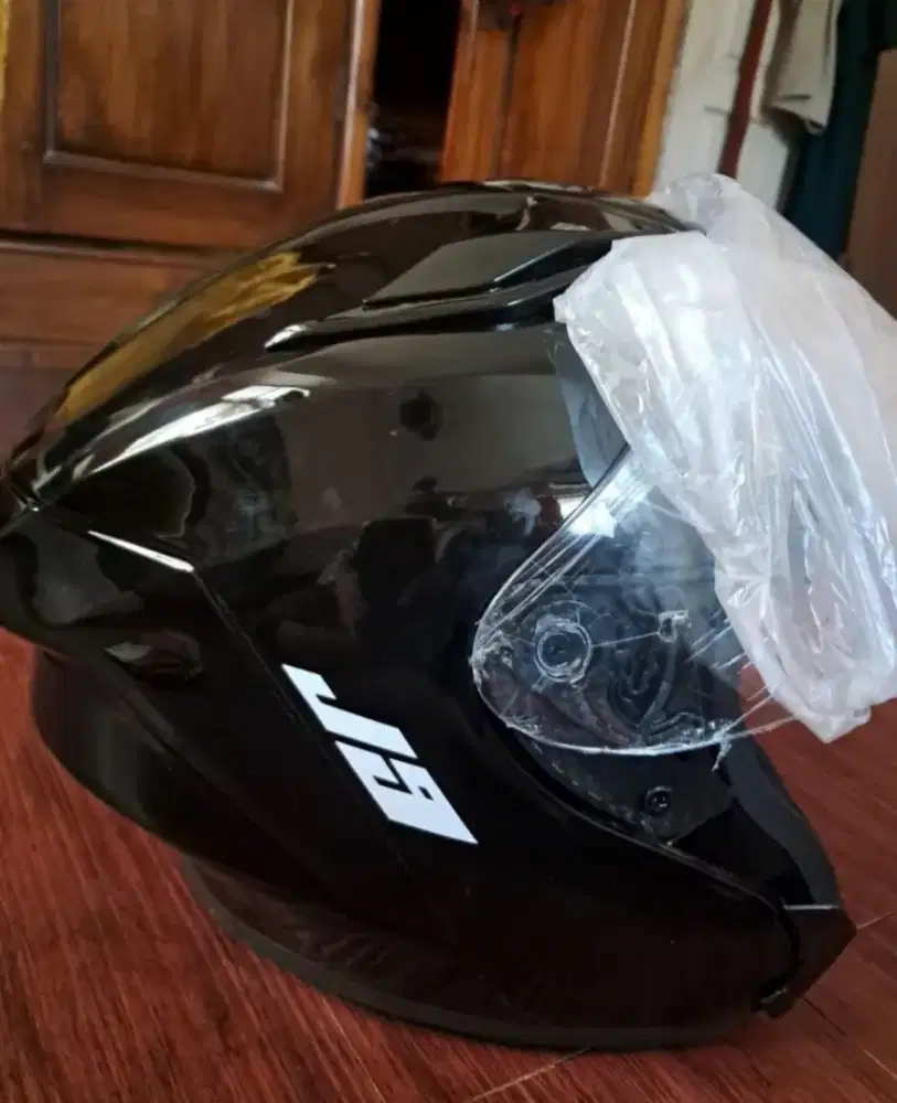 Helm half face MLA J9