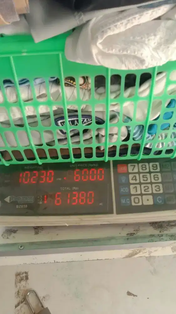 Lowongan tukang setrika uap