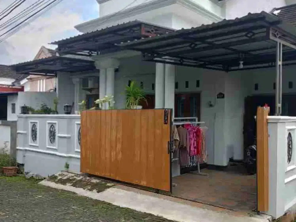 Rumah Cantik Perum Sapphire Dekat Stasiun KAI Purwokerto