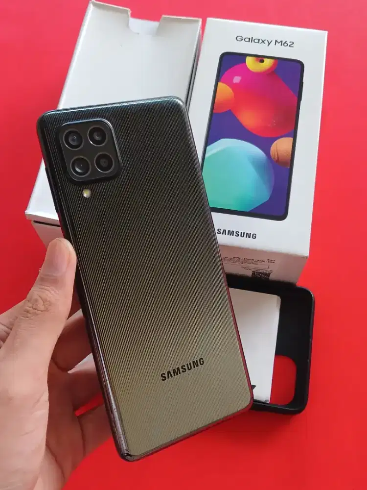 Samsung Galaxy M62 8/256 7000mah