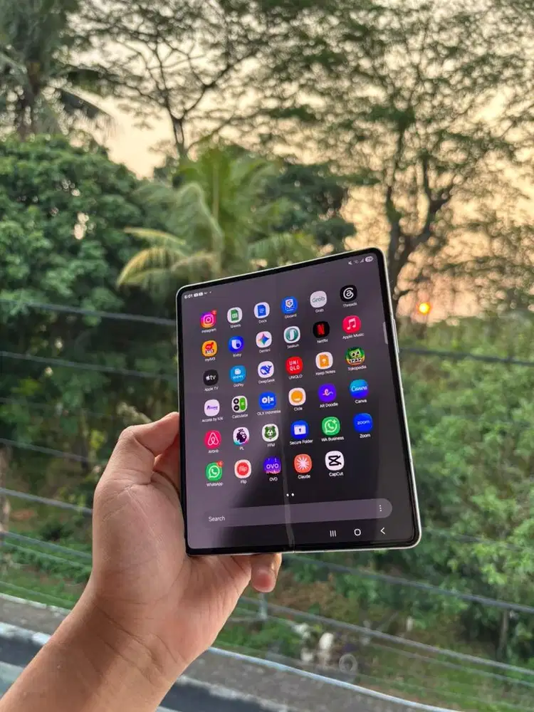 DIJUAL SAMSUNG Z FOLD 3 (Official Sein)