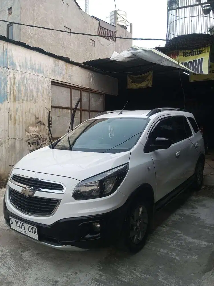 Chevrolet Spin 2015 Bensin