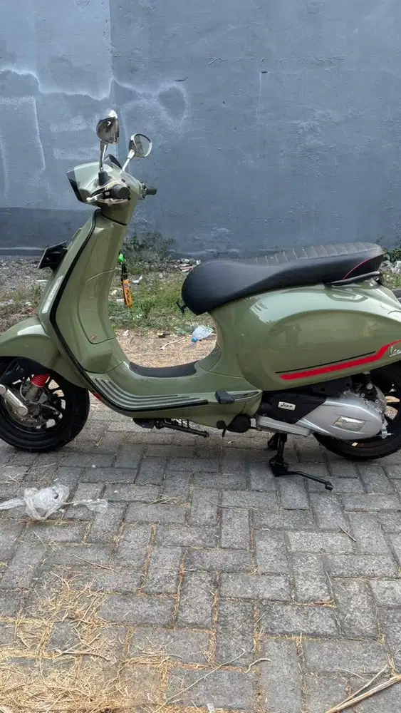 Vespa sprint S150 ABS km rendah sekali