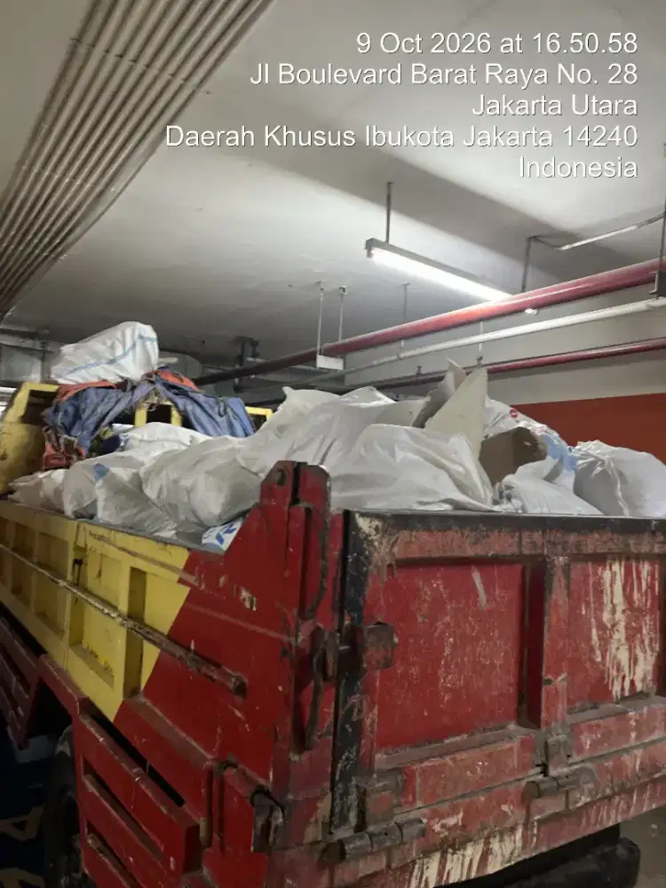 Jasa buang puing dan angkut sampah