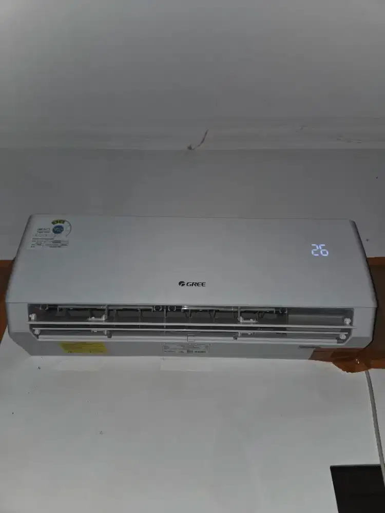 AC GREE 1/2 PK Tangan Pertama Fungsi Normal