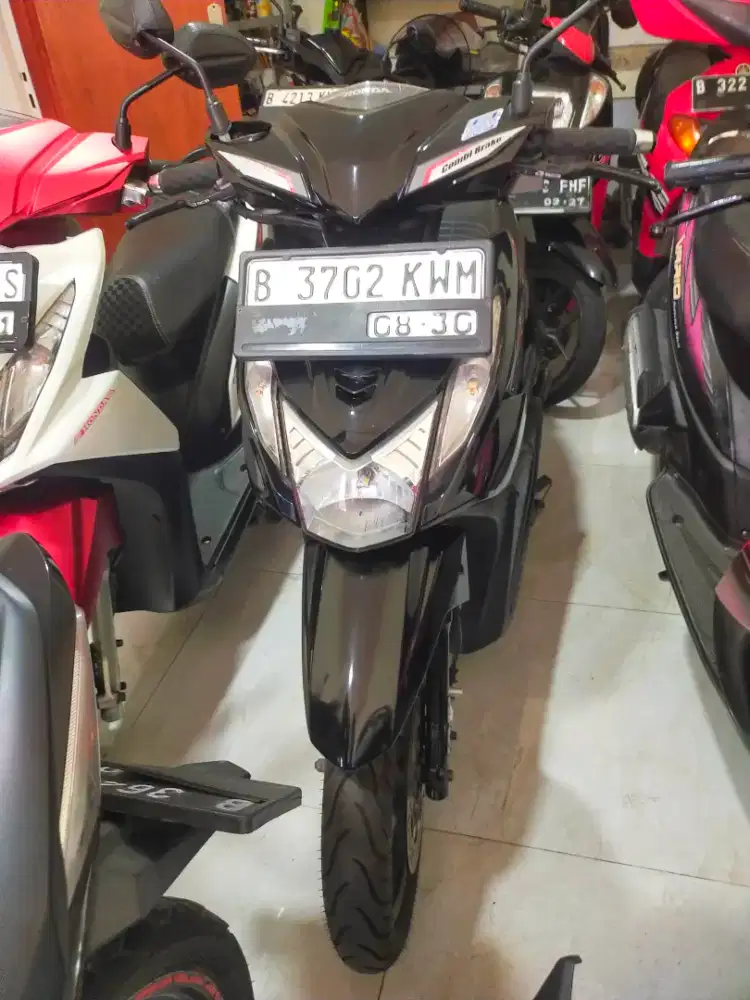 BEAT 2015 ISS HITAM RAWATAN