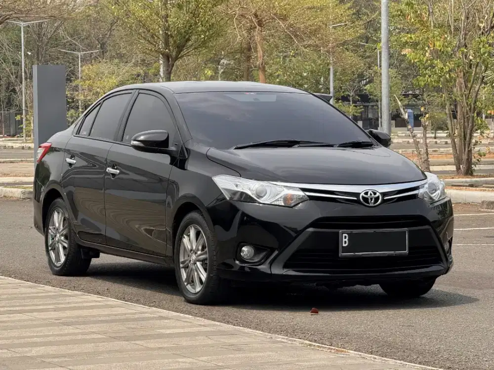 Cash Toyota Vios 1.5 G AT 2015 Hitam KM Low 49rb