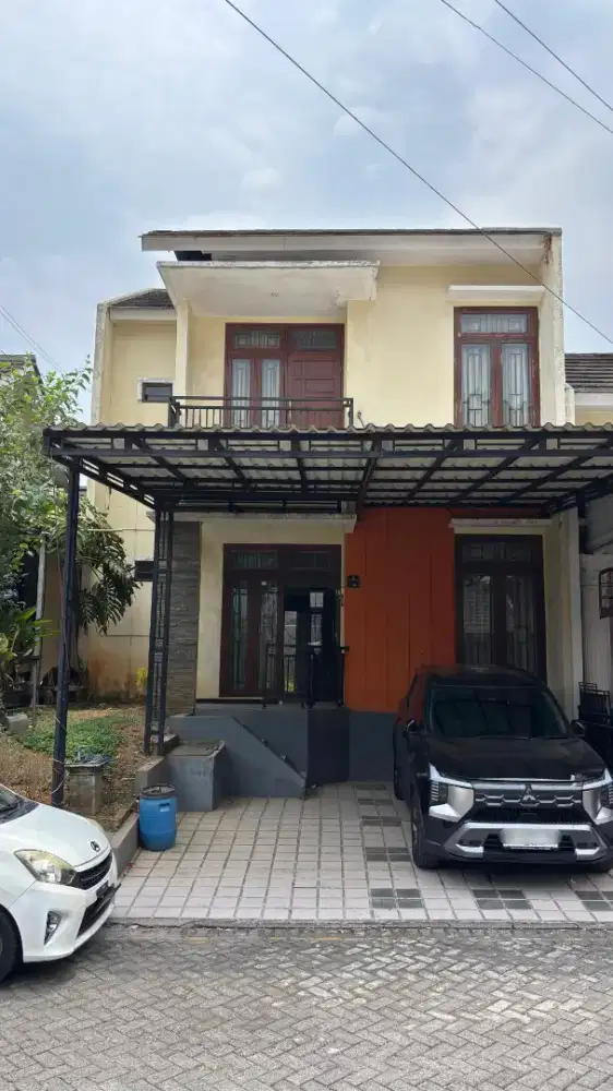 Rumah 2 lantai semi furnished, cluster dekat kampus undaris ungaran
