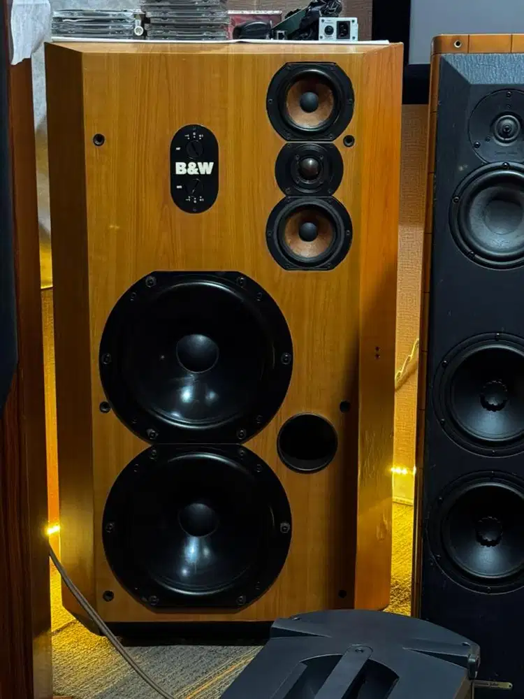 B&w speaker 808 kolektor item (12 double woofer)