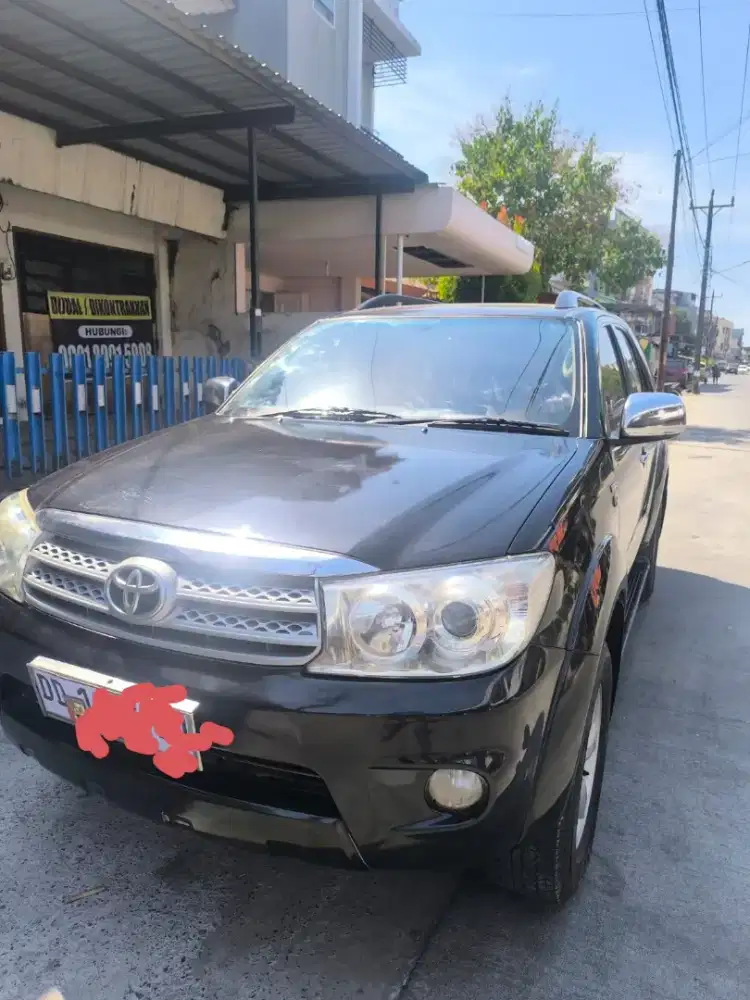 Fortuner V bensin