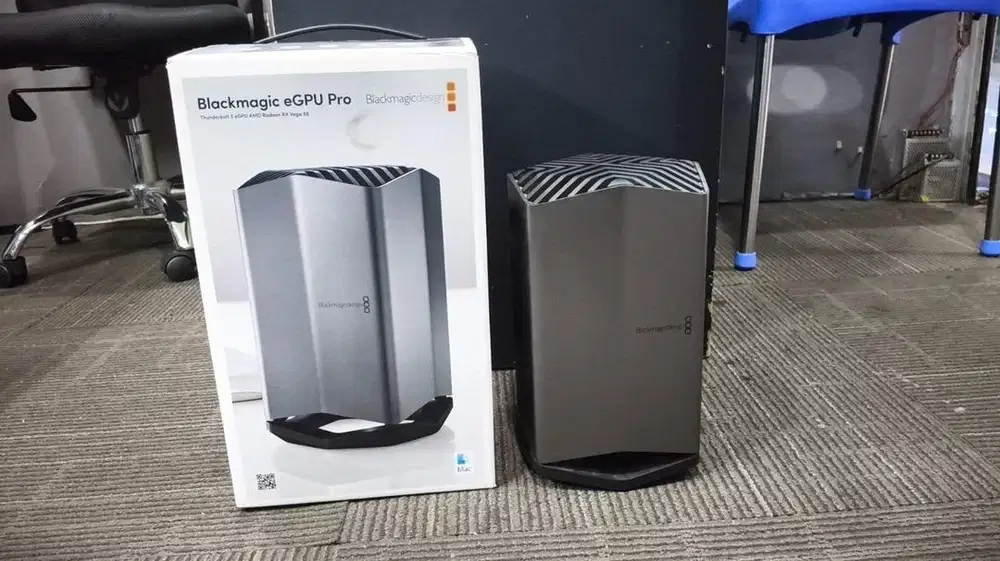 Blackmagic eGPU Pro (AMD Radeon RX Vega 56) - Lengkap Dus Box