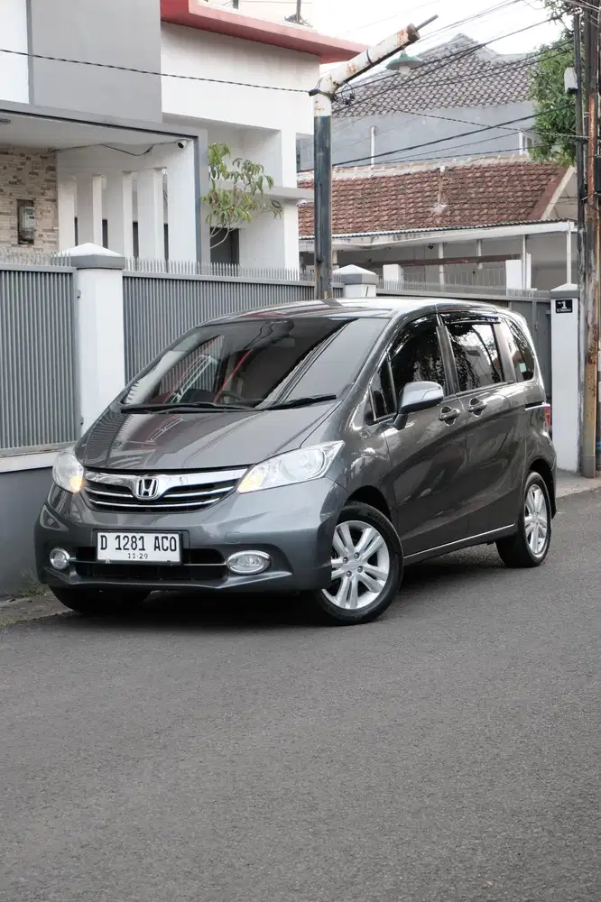 LowKm! Honda Freed S 2014 AC Double SD bandung
