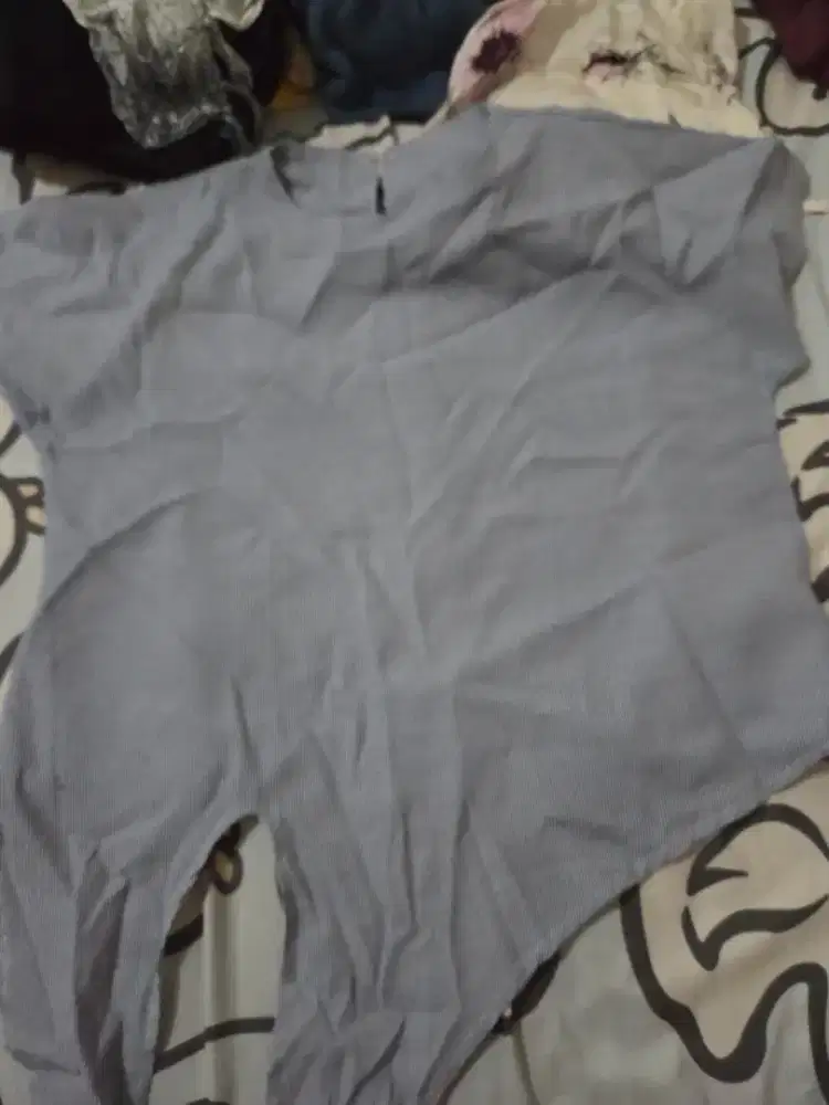 Preloved baju atasan wanita murah