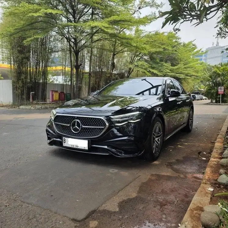 2024 Mercedes Benz E300 AMG KM 6000