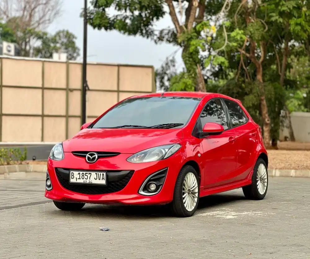 Mazda 2 R AT 2010 Pajak Panjang