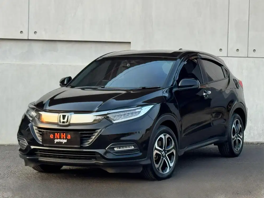 KM 46rb.. Honda HRV SE CVT 1.5 A/T 2019.. eNHa garage Semarang..