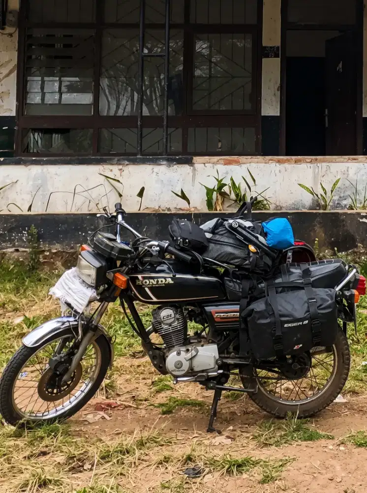 Motor Honda GL 100 cepe cepek GL100 GL-100