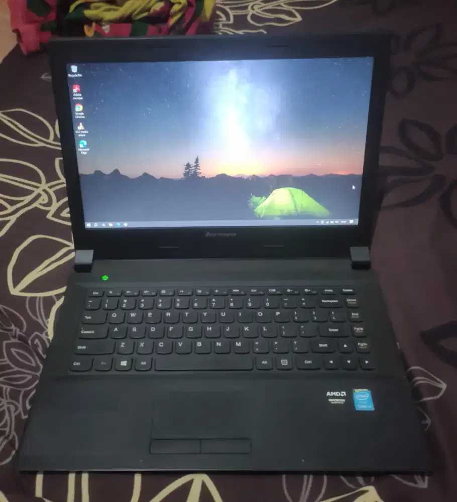 Laptop lenovo dua vga normal ram 8/500 siap langsung pake