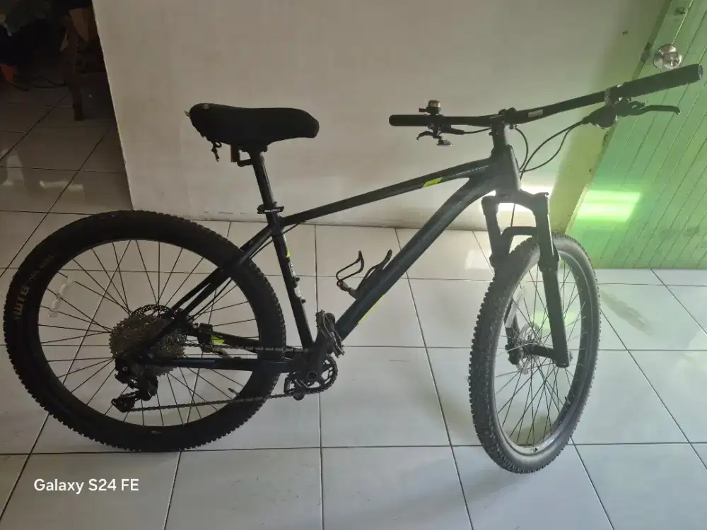 Dijual Sepeda Xtrada 8