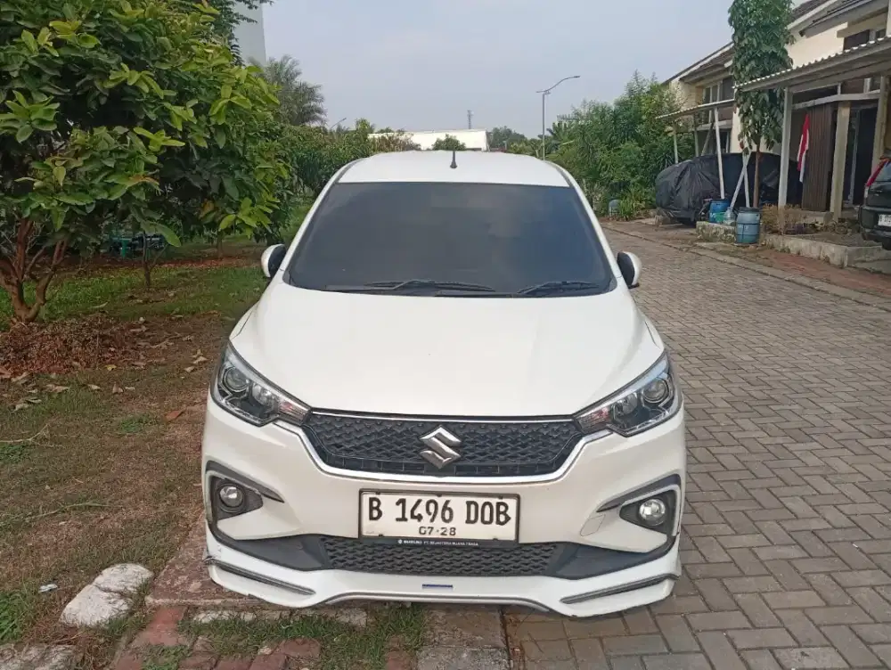 Suzuki Ertiga sport hybrid 2023