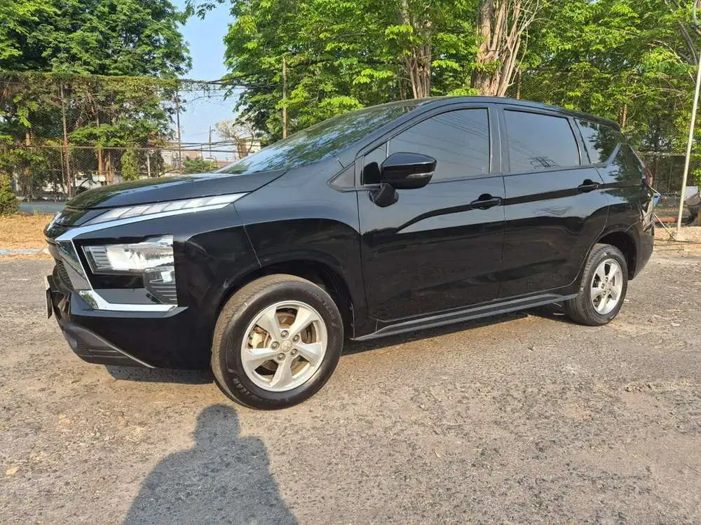Mitsubishi Xpander 2023 GLS Manual Hitam Mulus Like New