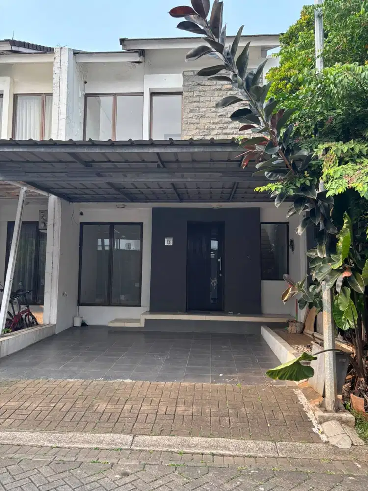 Rumah 2 Lantai Disewakan (non-furnished)