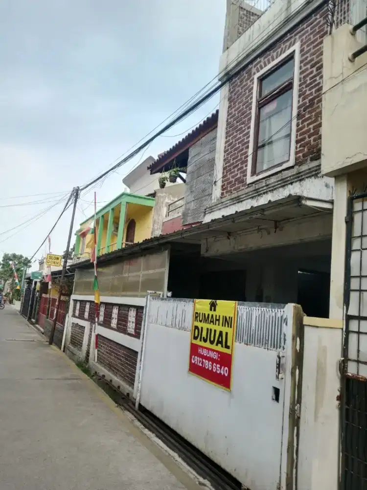 Dijual Rumah kokoh dlm Komplek Asri