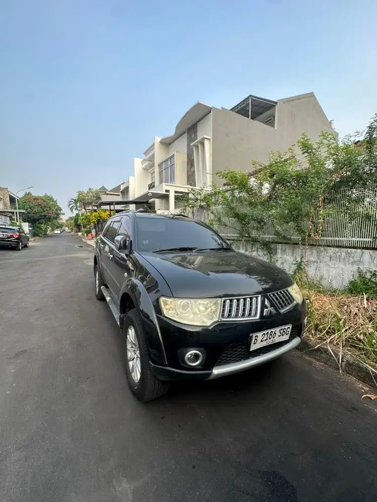 mitsubishi pajero exceed 2010