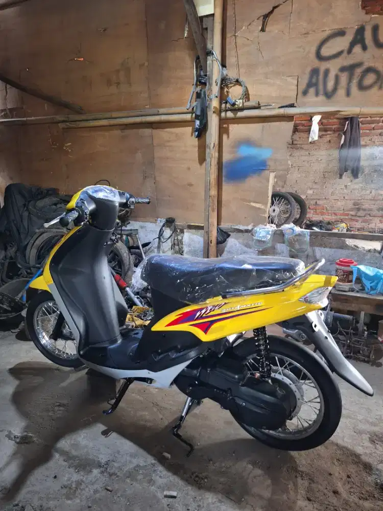 Mio sporty 2004