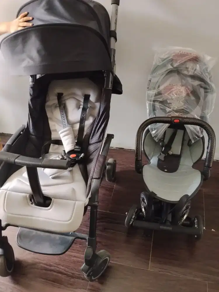 Stroller chocolate pali dan stroller pacific
