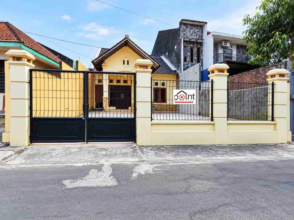 RUMAH HALAMAN LUAS COCOK UNTUK KANTOR HUNIAN DEKAT GORO ASSALAM KARTASURA