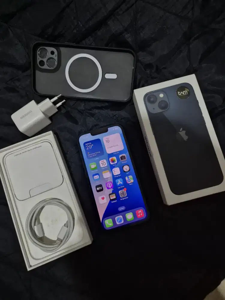 Iphone 13 128 GB Fullset iBox