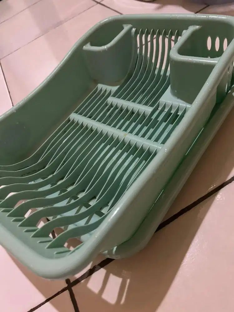Rak piring plastik