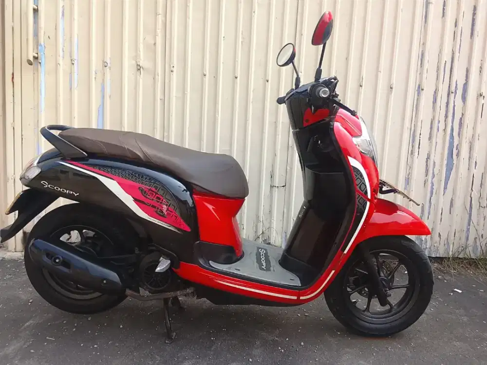 Honda Scoopy CBS ISS 2019 Isi Lengkap Mulus Orisinil