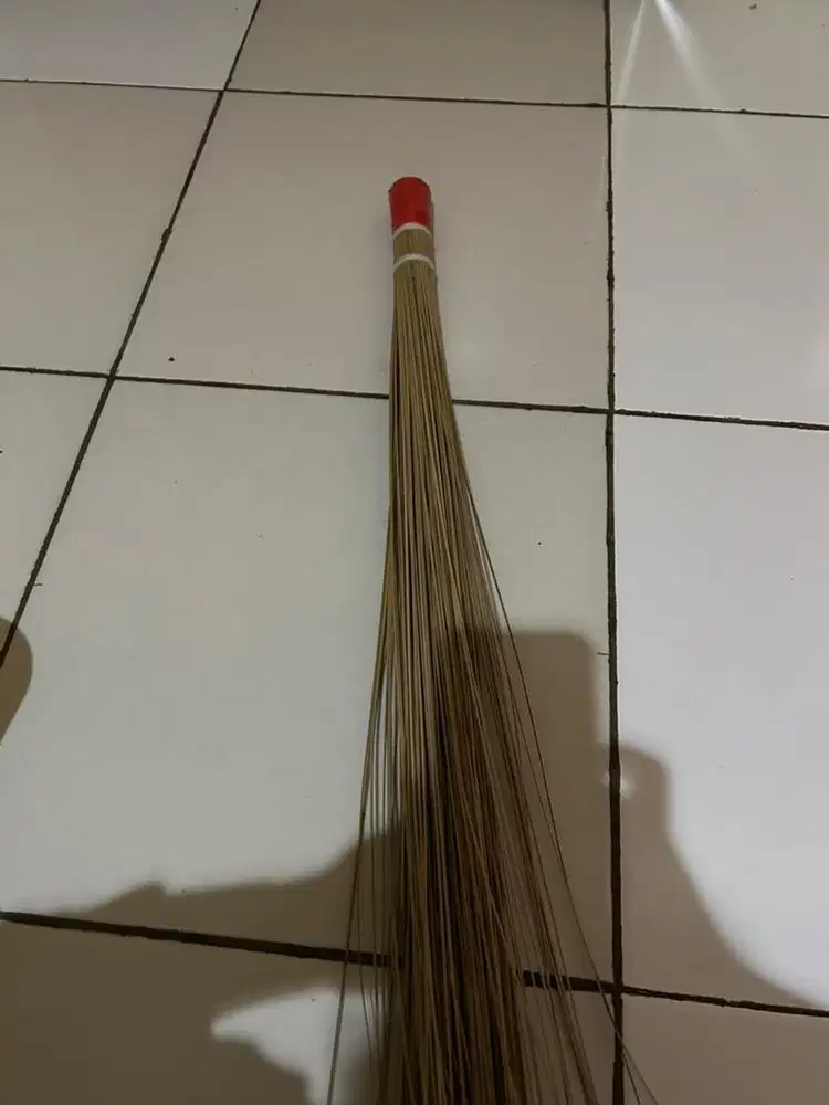 Sapu lidi kasur