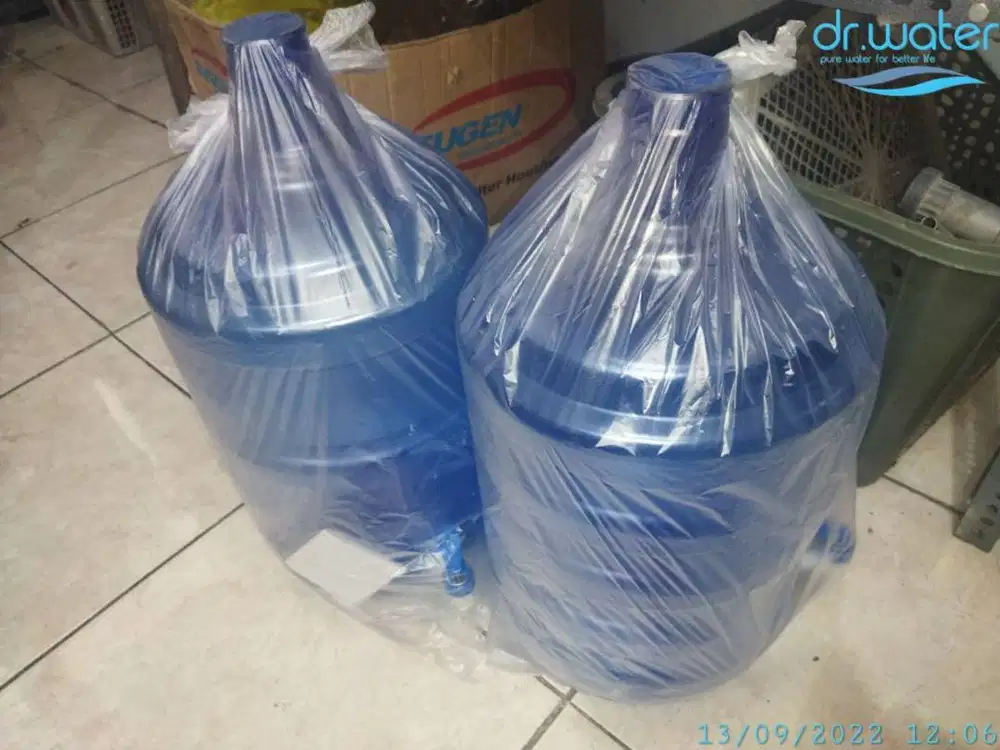 Jangan diliatin aja, Galon PET Kran di DR WATER SOLO!