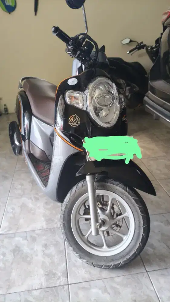 Scoopy stylish 2018