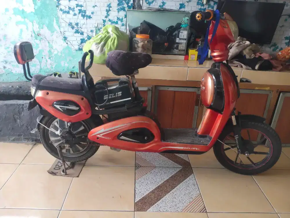 Sepeda listrik selis mulus