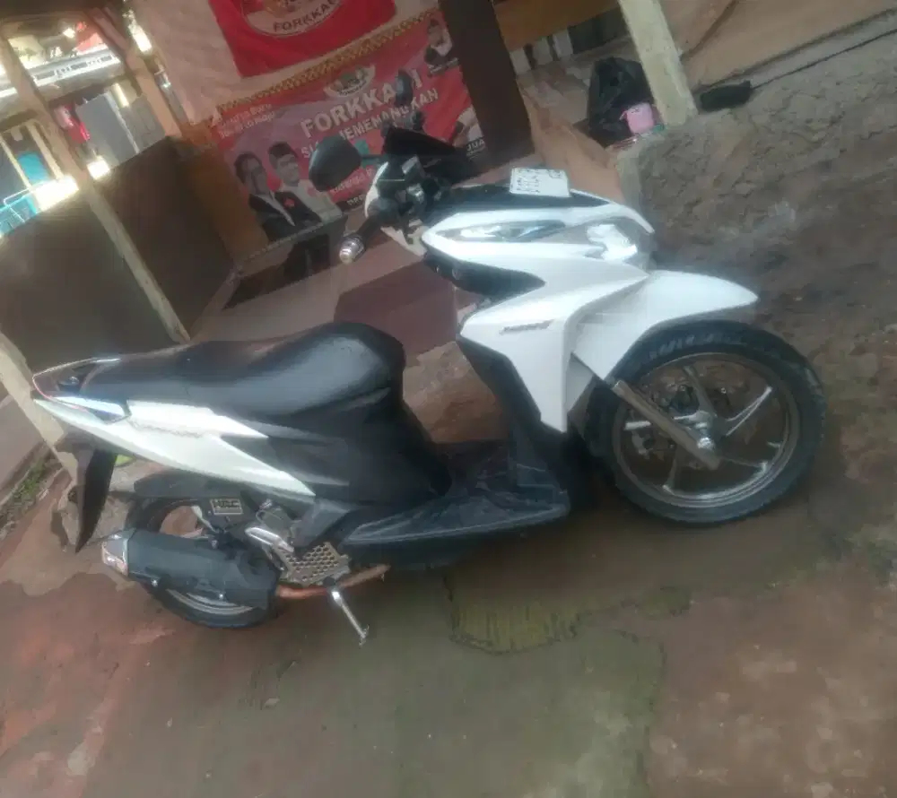 Vario 125  kzr 2015