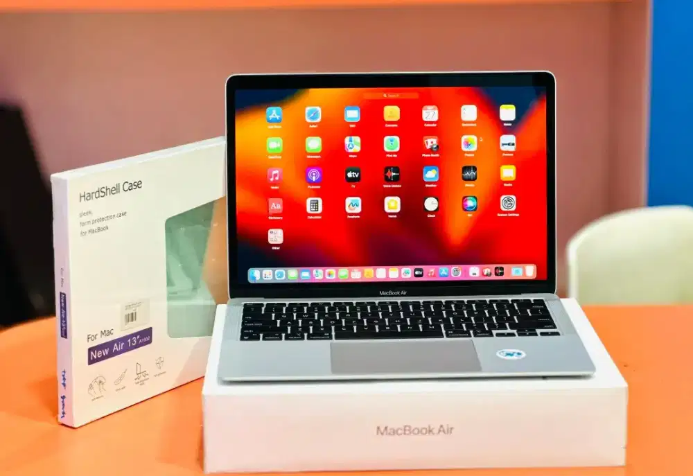 Macbook Air M1 8/256