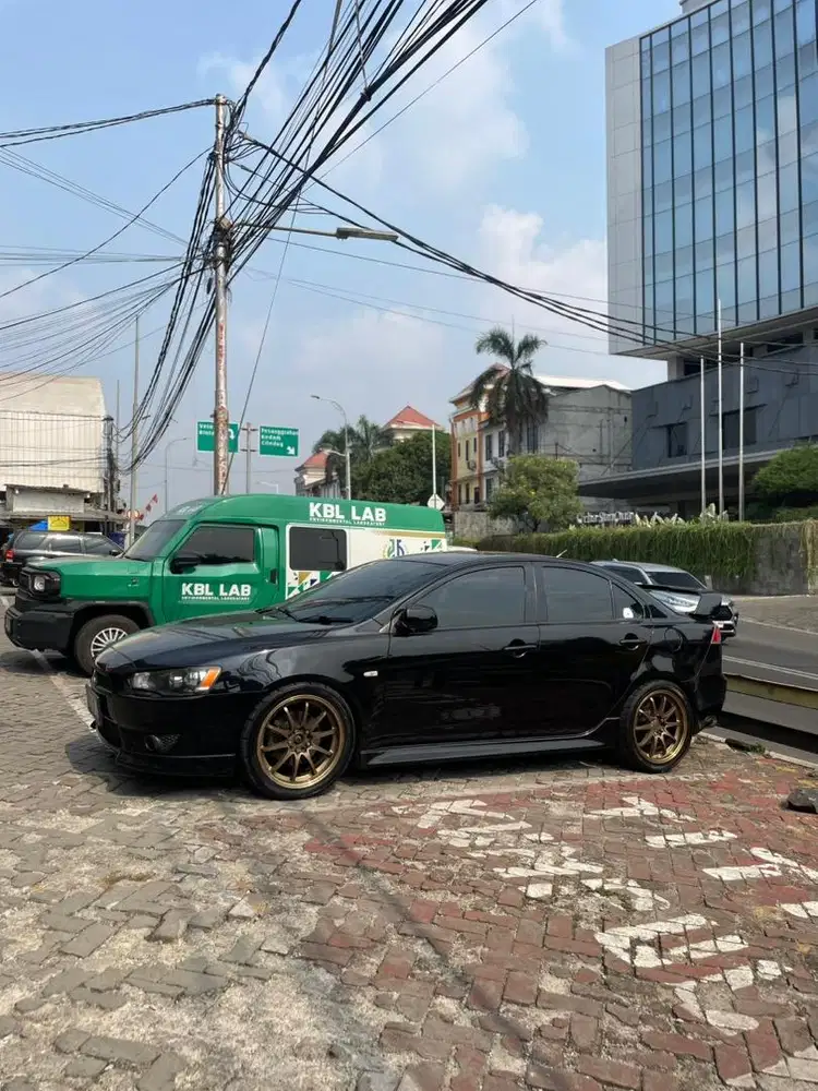 LANCER EX 2.0 A/T 2010 LOW KM!!